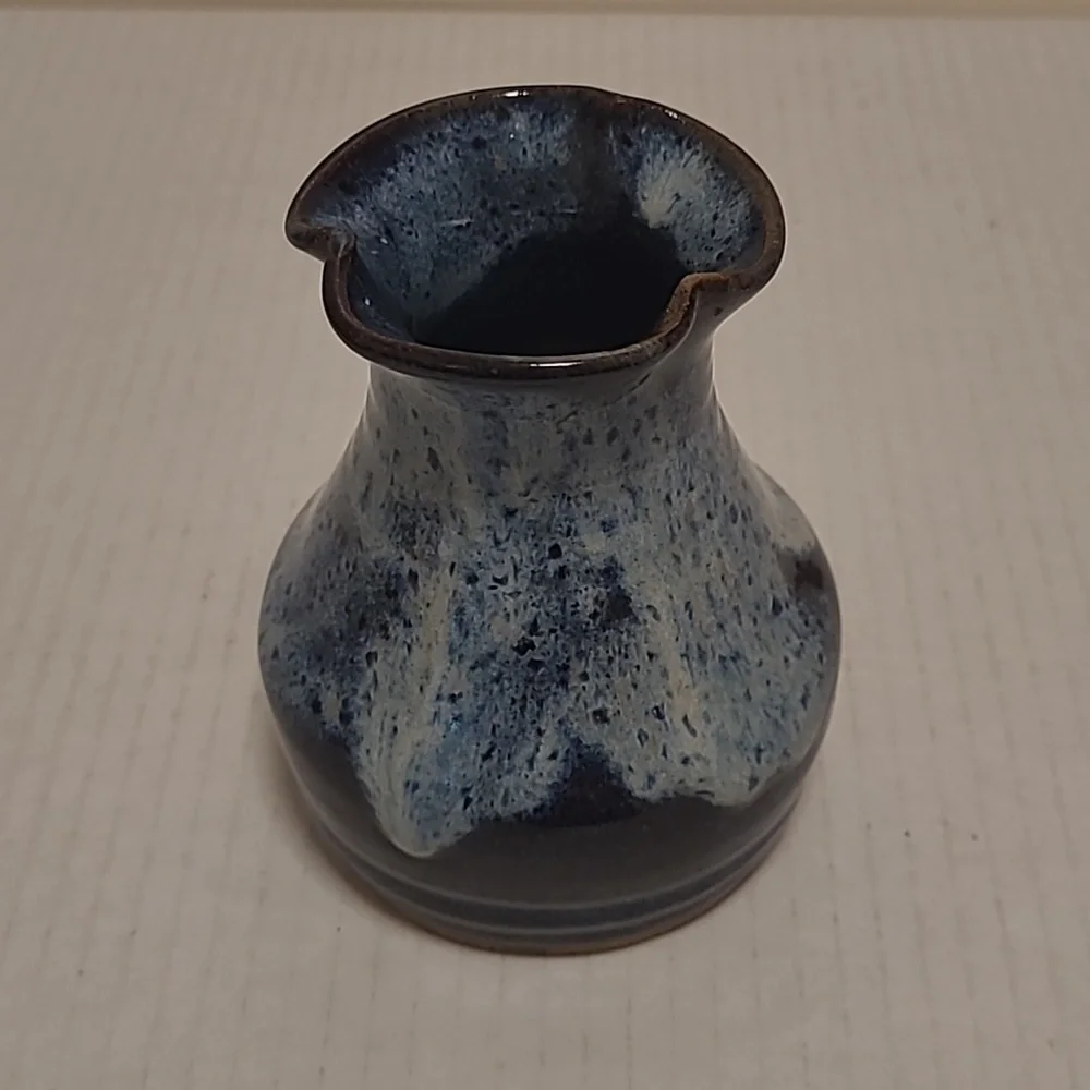 Beautiful Signed Pottery Vase